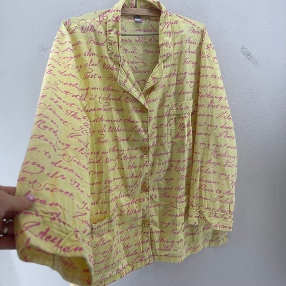 Victoria's Secret Pajama Top Womens L Yellow Pink Script Sleep Cozy Soft Pastel - Picture 4 of 9